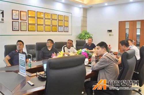 湖南省國防科技工業局技術開發中心主任一行蒞臨合和集團參觀考察，共探技術合作新機遇